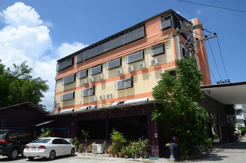 Centro Cnx Hotel Chiang Mai Exterior photo